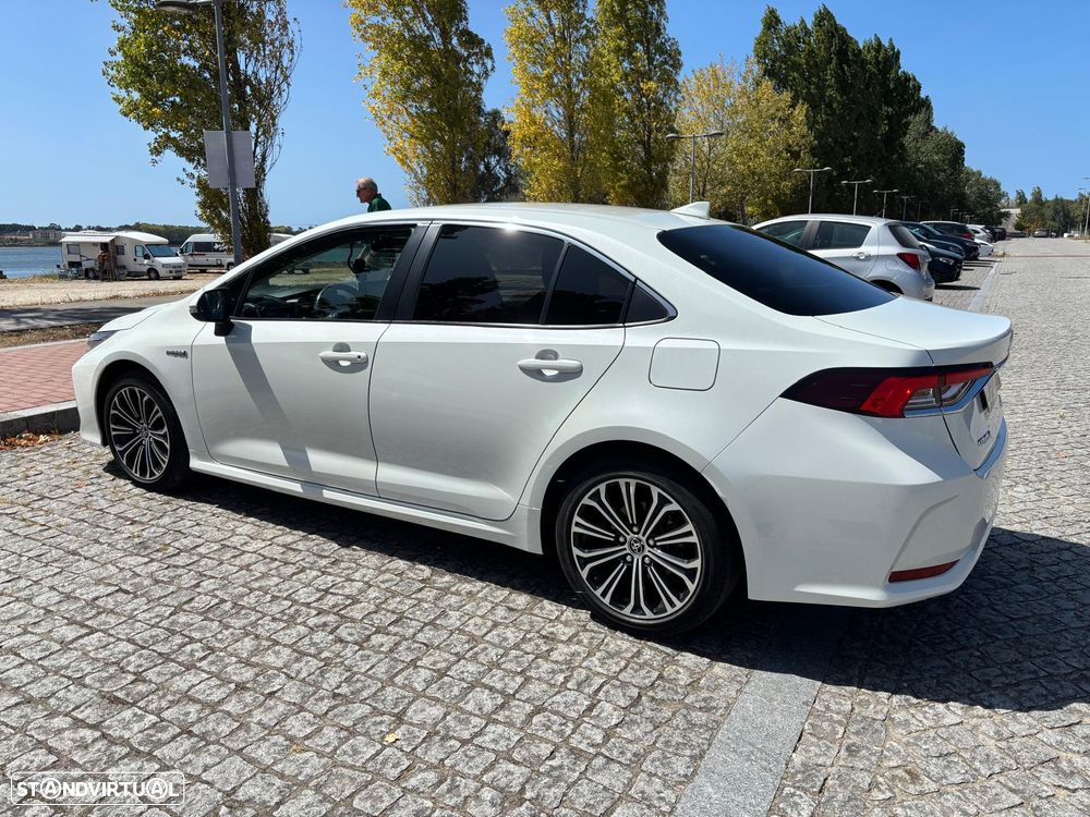 Toyota Corolla - 3