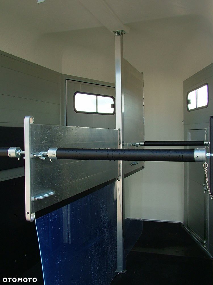 Debon Przyczepa Gold Touring do przewozu koni Aluminiowa Cheval Liberte Debon - 21