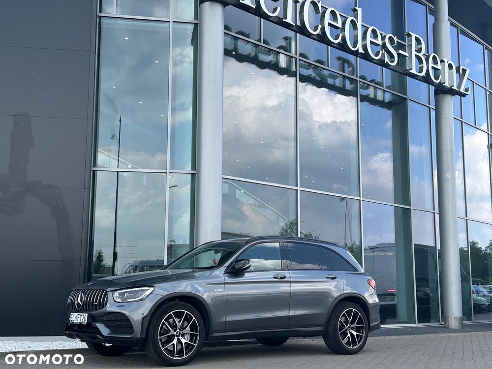 Mercedes-Benz GLC - 1