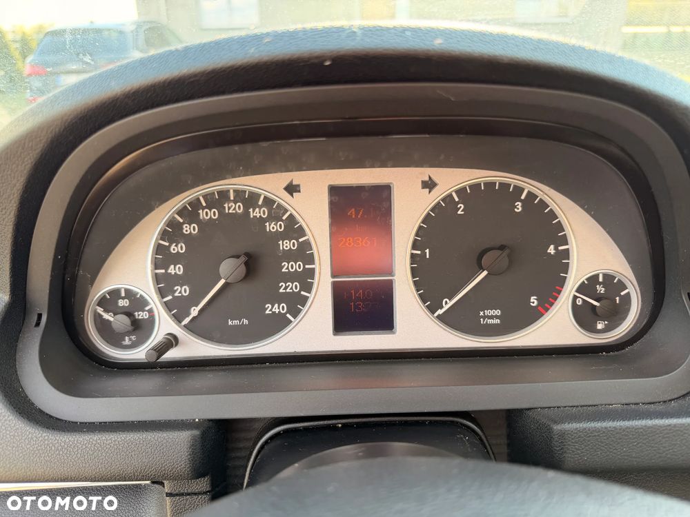 Mercedes-Benz Klasa B 180 CDI Autotronic - 9