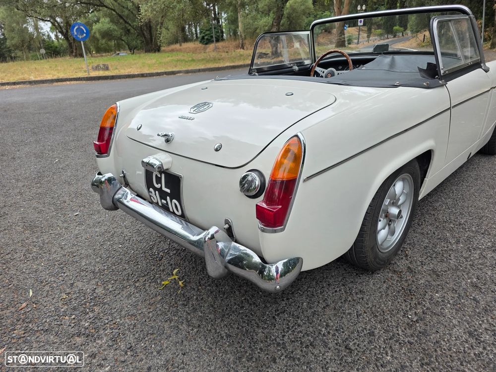 MG Midget - 12