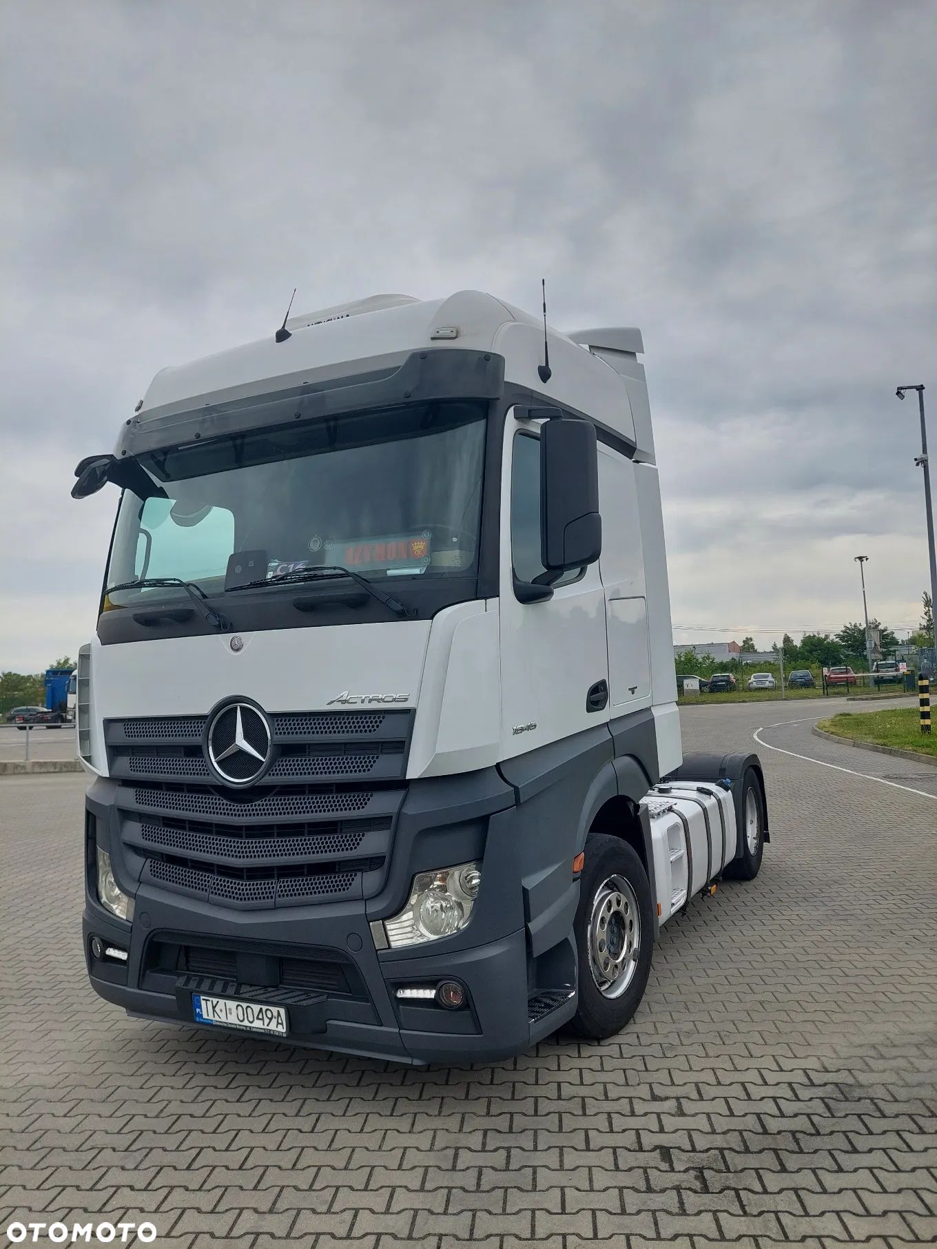 Mercedes-Benz ACTROS - 1