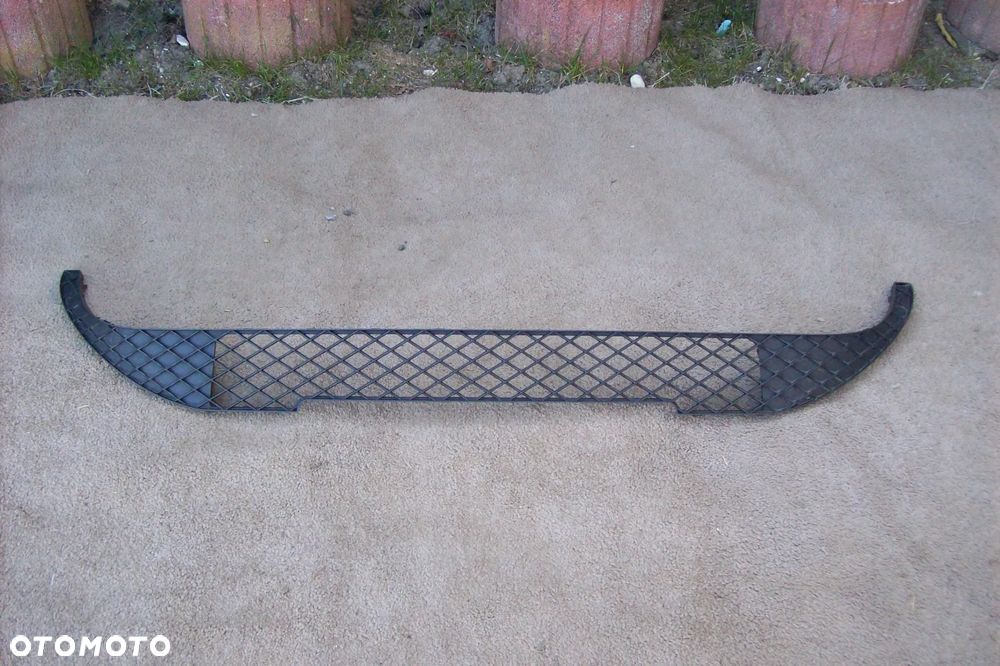 kratka zderzaka przedniego mercedes w 176 - 1