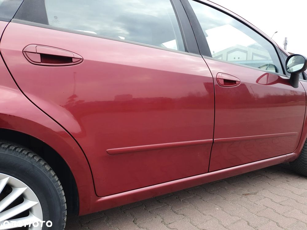 Fiat Linea 1.4 Active Euro5 - 14