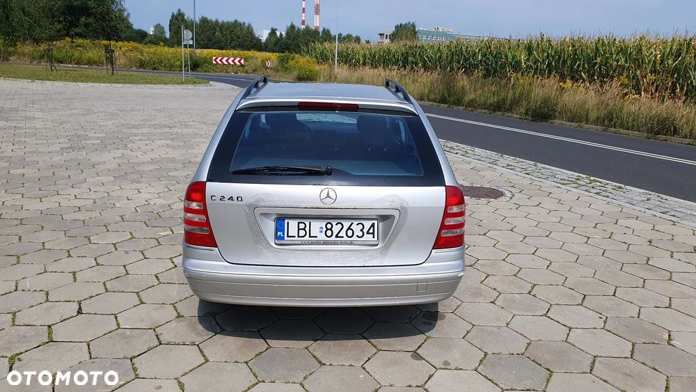 Mercedes-Benz Klasa C 240 4Matic Avantgarde - 4