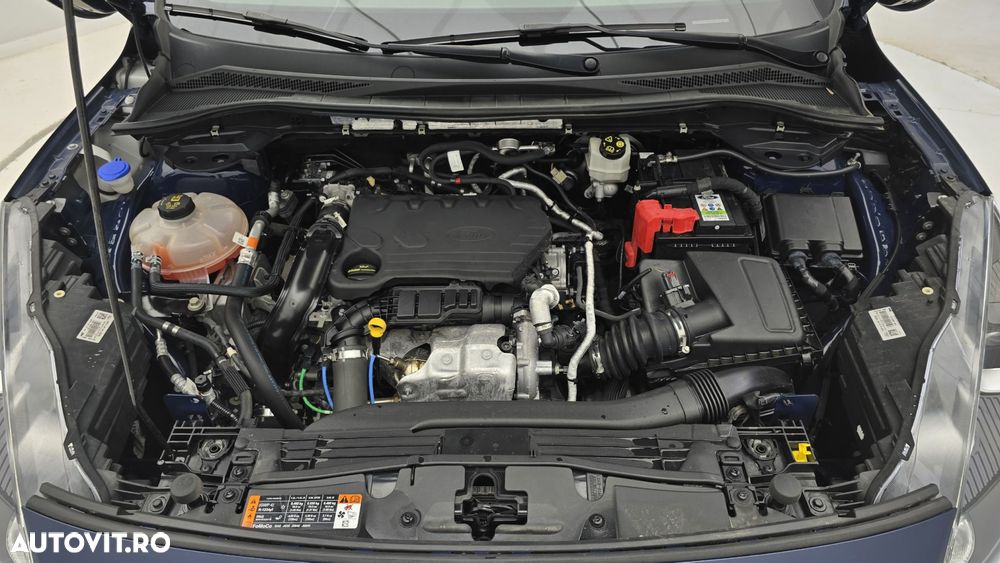 Ford Kuga - 23