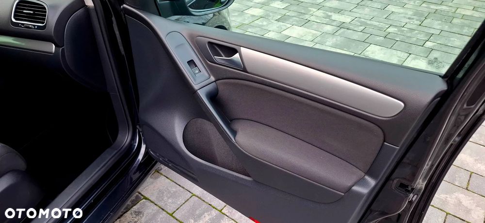 Volkswagen Golf 1.6 Trendline - 17
