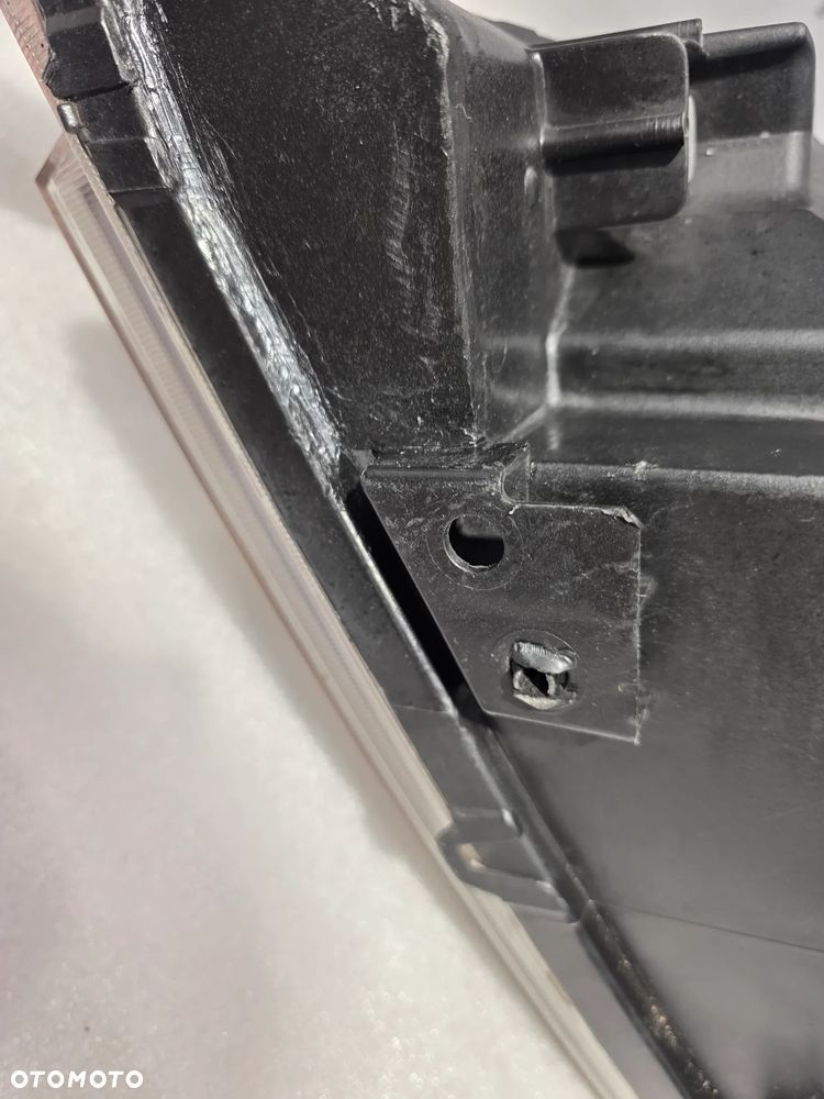 SUZUKI GRAND VITARA II 06- PRAWA LAMPA PRZEDNIA PRZÓD , AMERYKA USA , NR KOITO  100-59079 / KOITO 100-59078 , NR AUKCJI LPP216 - 15