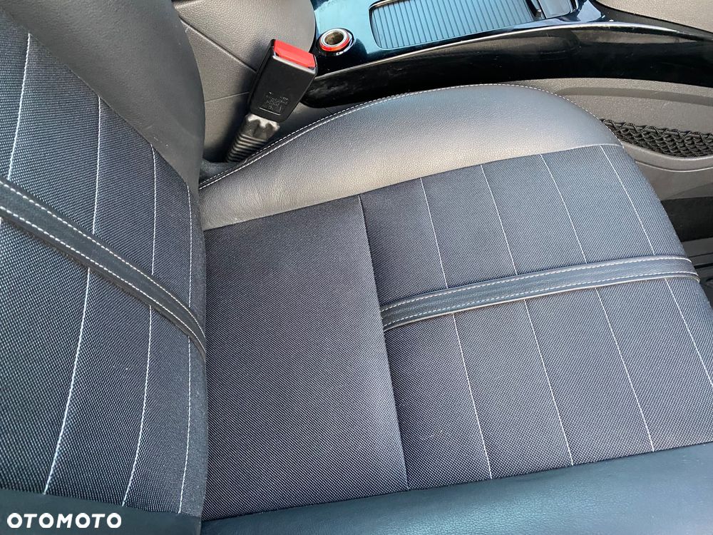 Ford Kuga 2.0 TDCi 4WD Titanium - 11