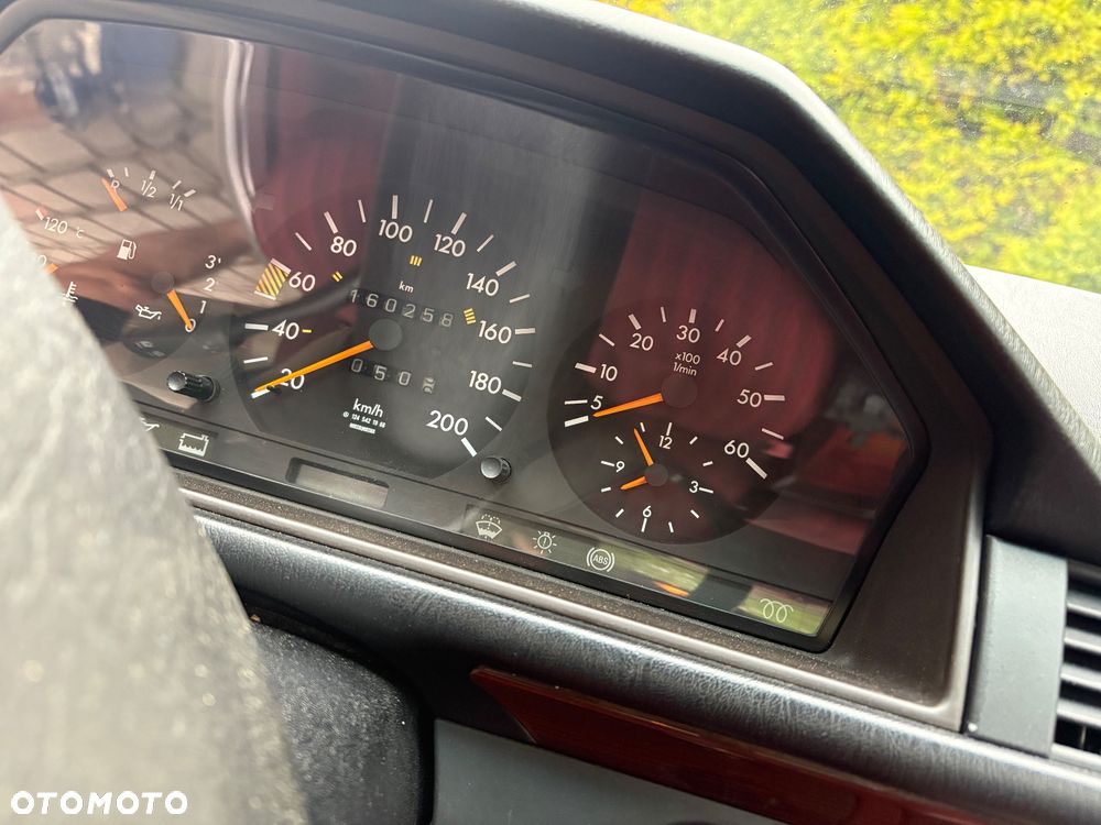 Mercedes-Benz W124 (1984-1993) - 9