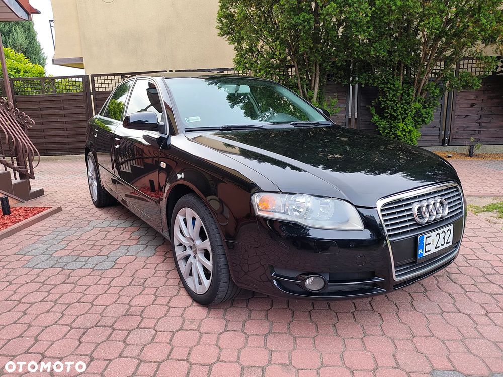 Audi A4 Limousine 2.0 T FSI - 1