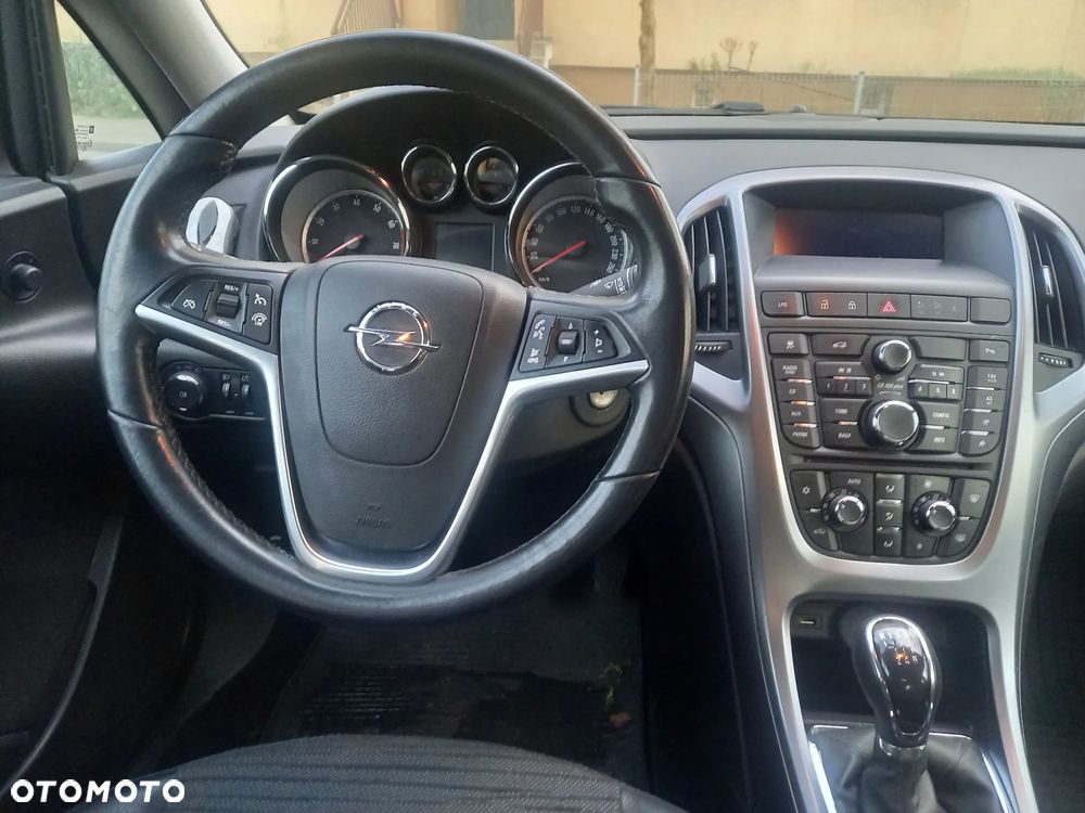 Opel Astra 1.4 T S&S EU6 - 8