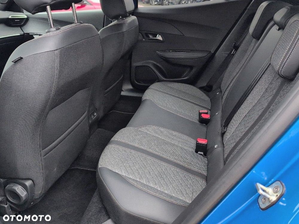 Peugeot 2008 1.2 PureTech Allure S&S EAT8 - 10