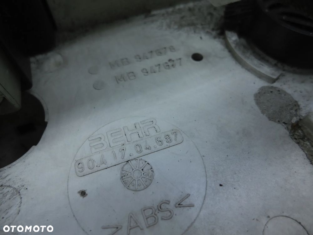 PANEL KLIMATYZACJI MITSUBISHI CARISMA 9041704687 - 3