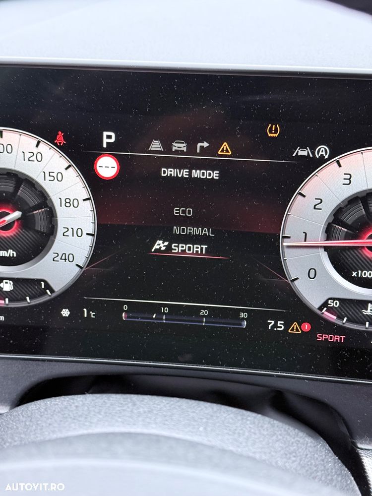 Kia Sportage 1.6 T-GDI HEV 6AT 4x2 Style - 14