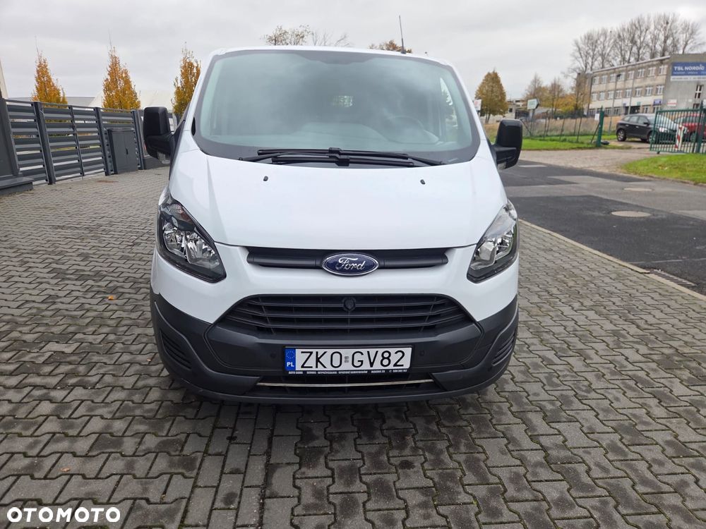 Ford TRANSIT CUSTOM - 9