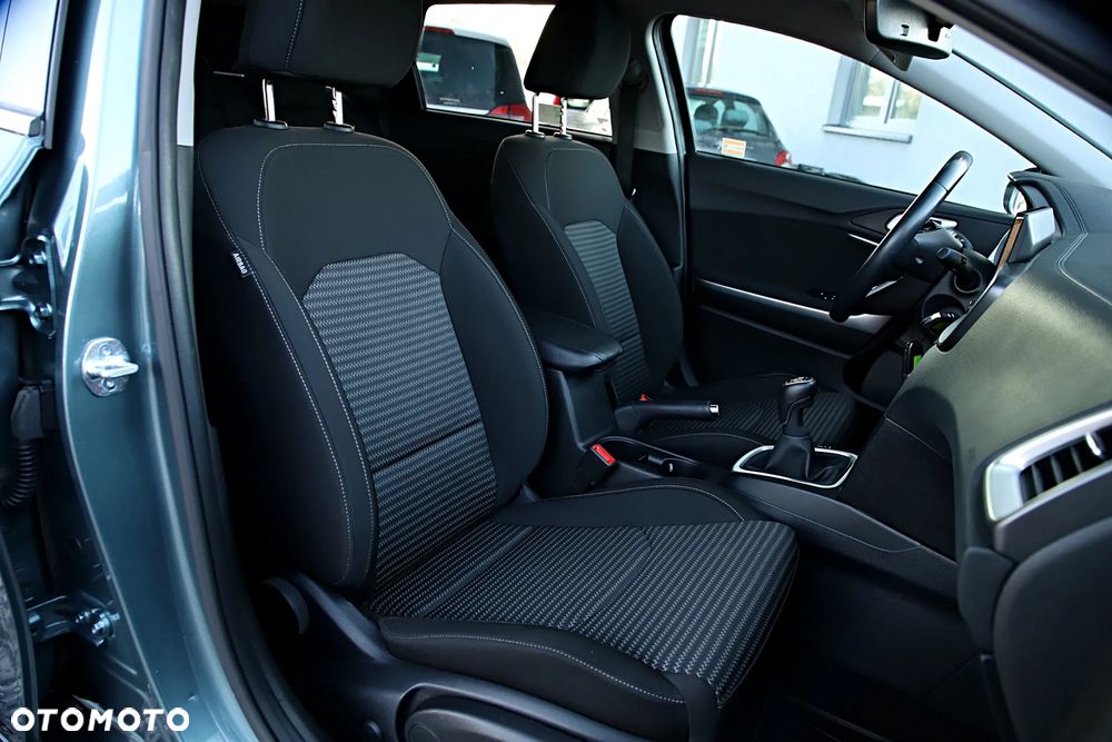 Kia Ceed 1.5 T-GDI M - 30