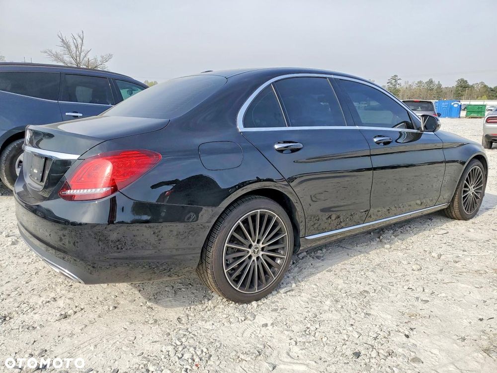 Mercedes-Benz Klasa C 300 9G-TRONIC Avantgarde - 6