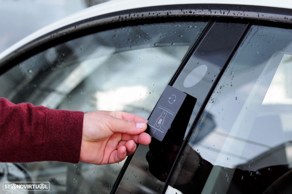 Tesla Model 3 Long Range Tração Traseira - 33