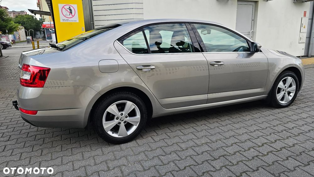 Skoda Octavia 2.0 TDI Ambiente - 8