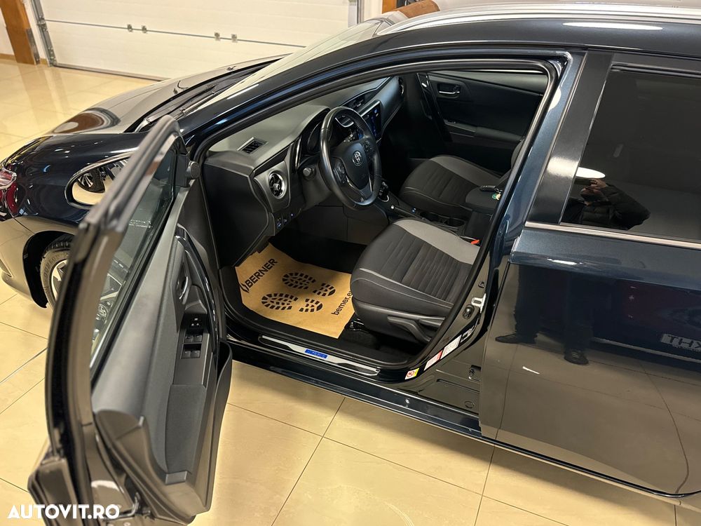 Toyota Auris 1.8 VVT-i Automatik Team Deutschland - 7