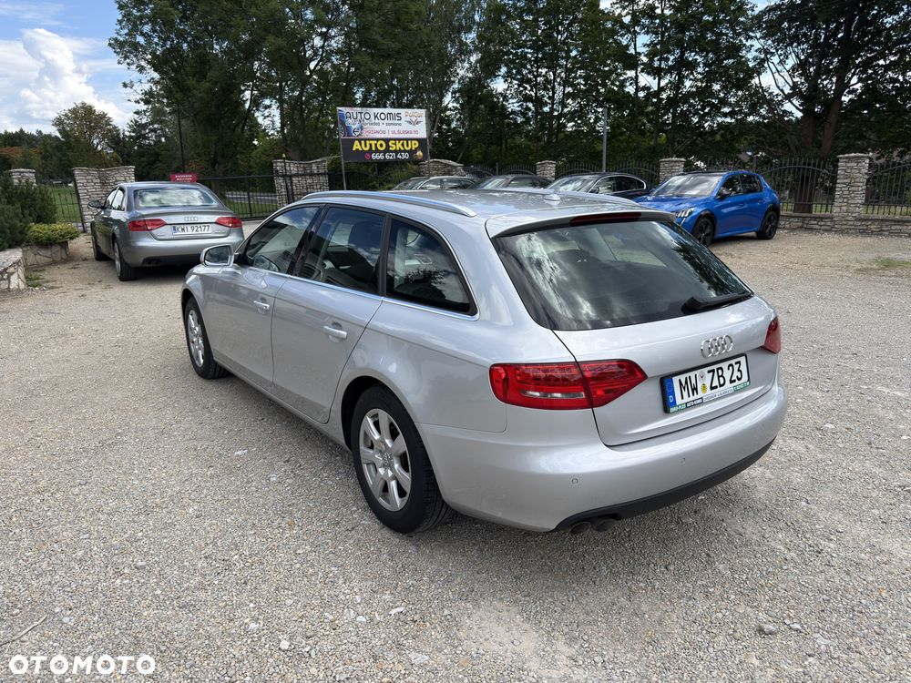 Audi A4 Avant 2.0 TDI DPF multitronic Ambiente - 12