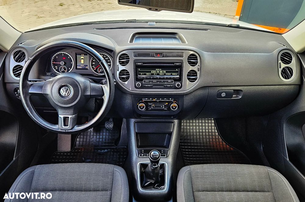 Volkswagen Tiguan - 9
