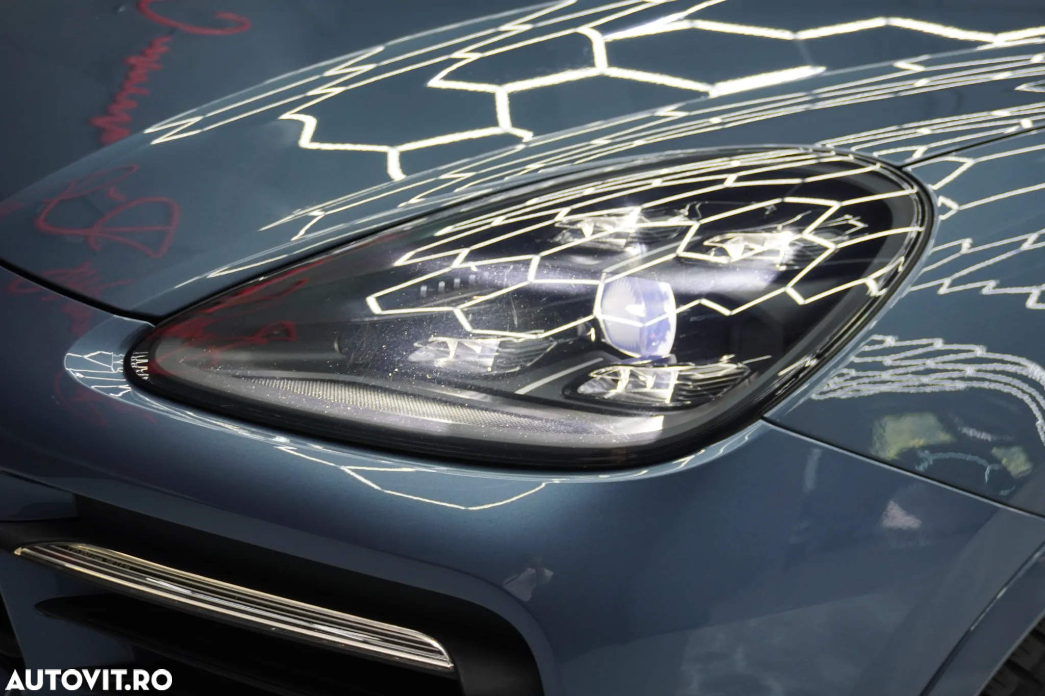 Porsche Cayenne Coupe Standard - 10