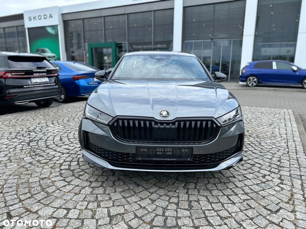 Skoda Superb 2.0 TDI SCR 4x4 Sportline DSG - 2