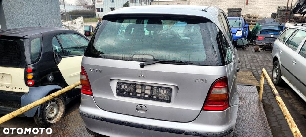 Mercedes Benz A klasa 2000 rok 1,7 Diesel - 22