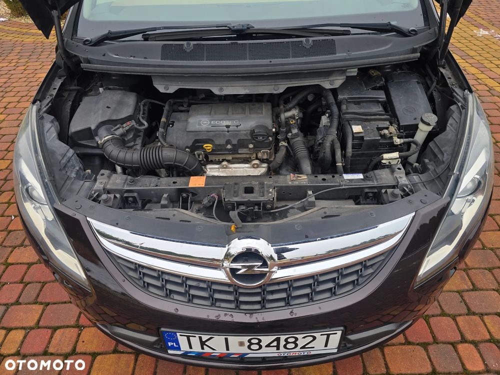 Opel Zafira 1.4 T Cosmo EcoFLEX S&S - 25