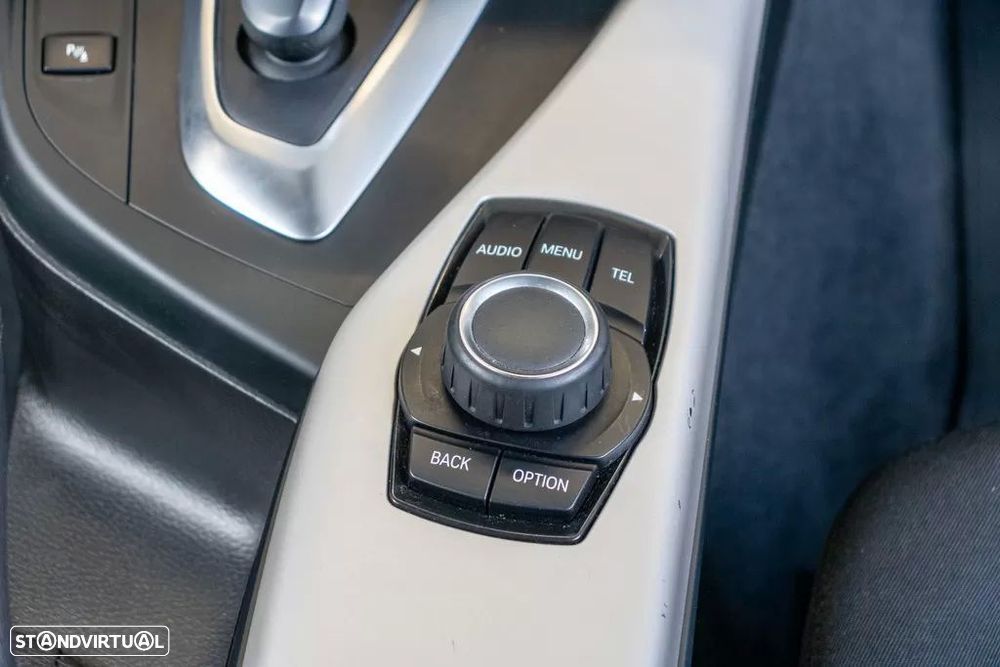 BMW 116 i Aut. Sport Line - 16