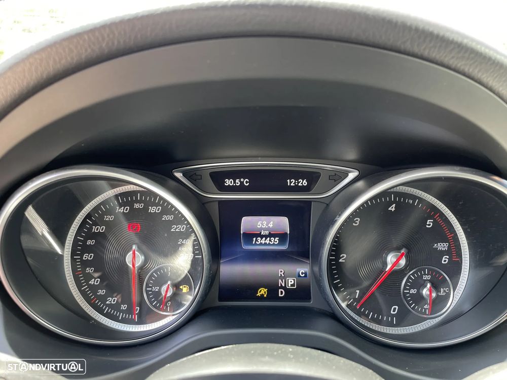 Mercedes-Benz CLA 180 d Urban Aut. - 22