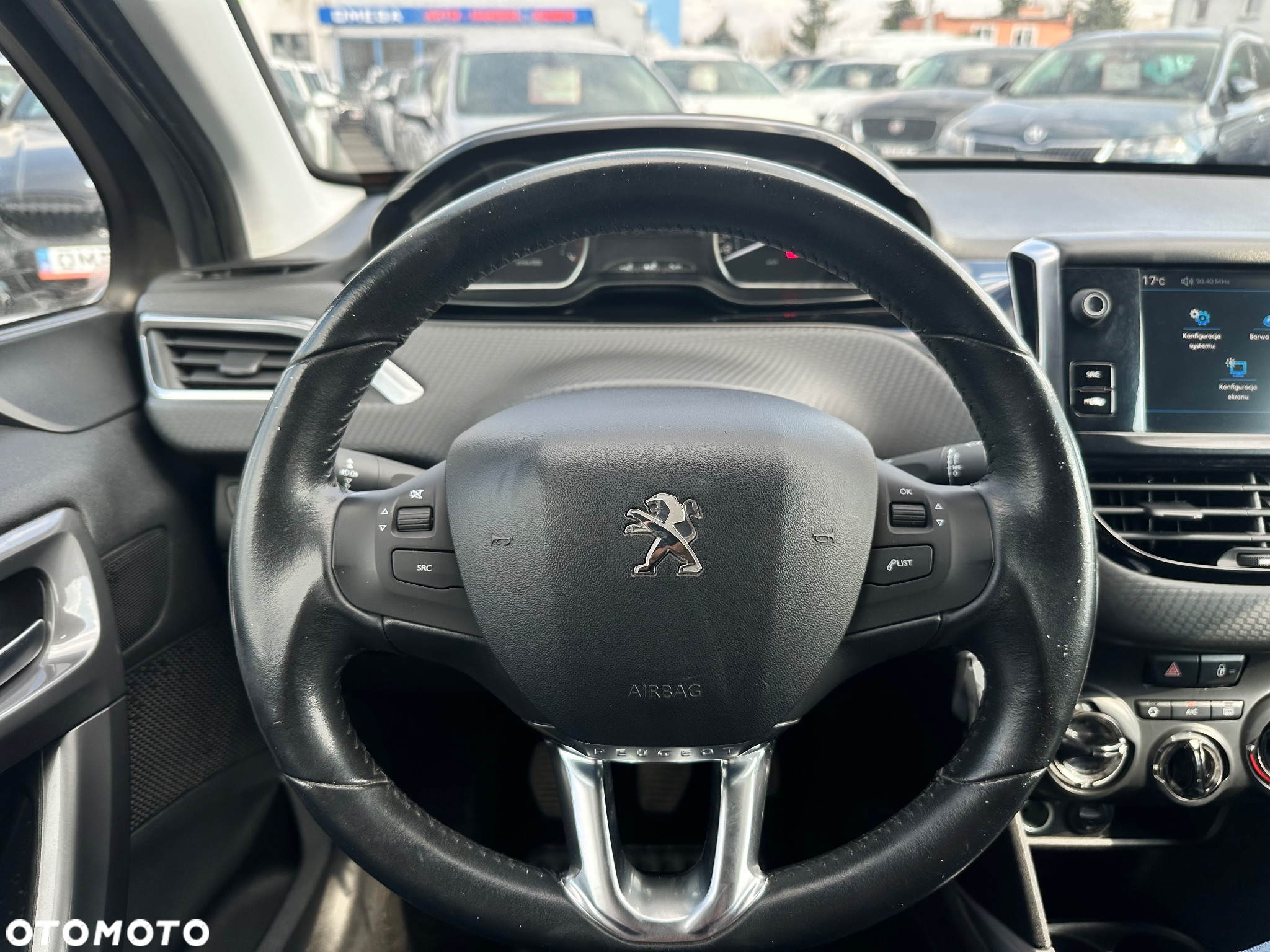 Peugeot 2008 1.2 Pure Tech Style - 11