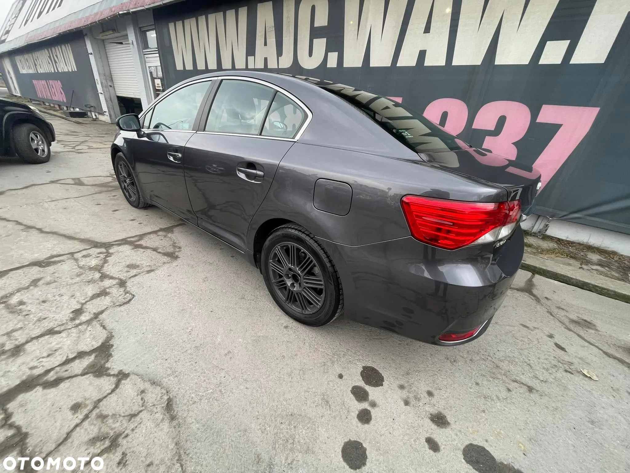 Toyota Avensis 2.2 D-4D Prestige NAVI - 2