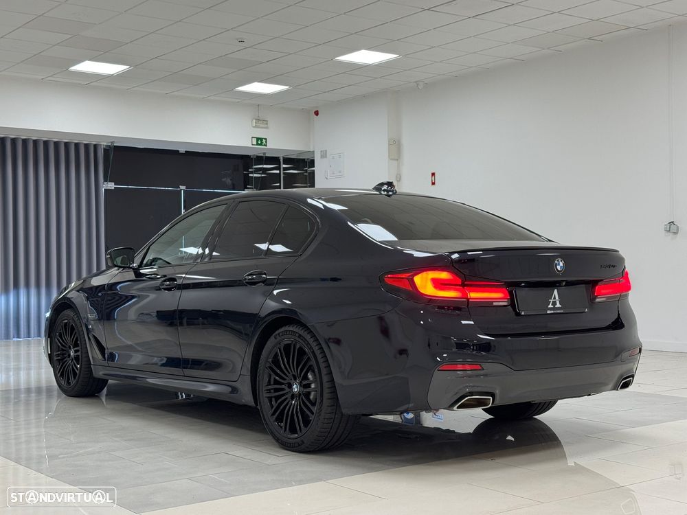 BMW 530 e Pack Desportivo M - 7