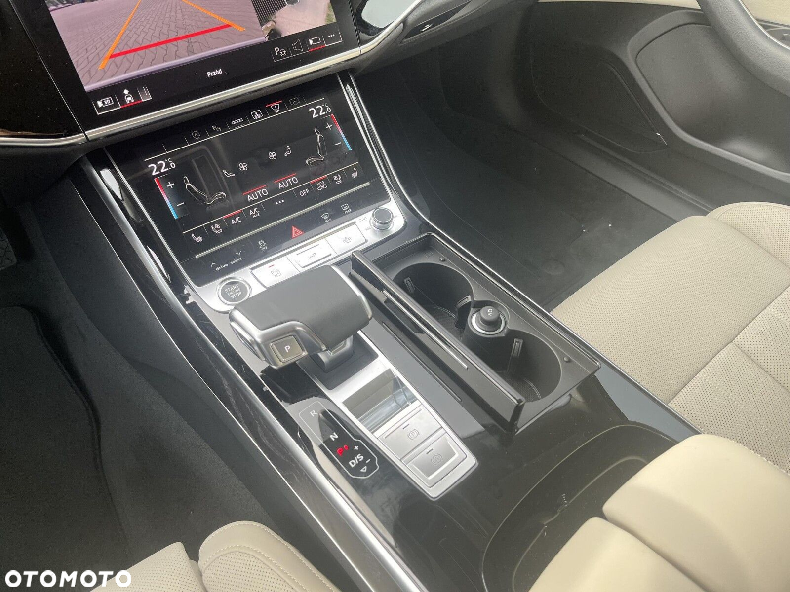 Audi A8 - 32