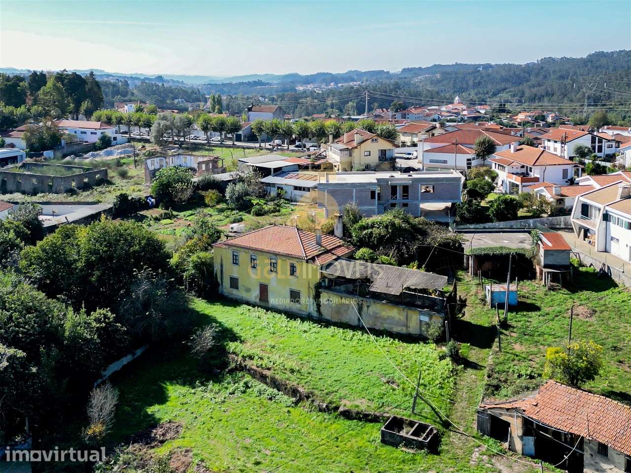 Moradia para Restaurar T4 Venda - Grande imagem: 3/27