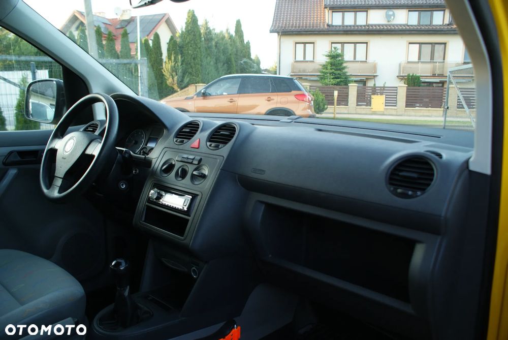 Volkswagen Caddy Maxi - 7