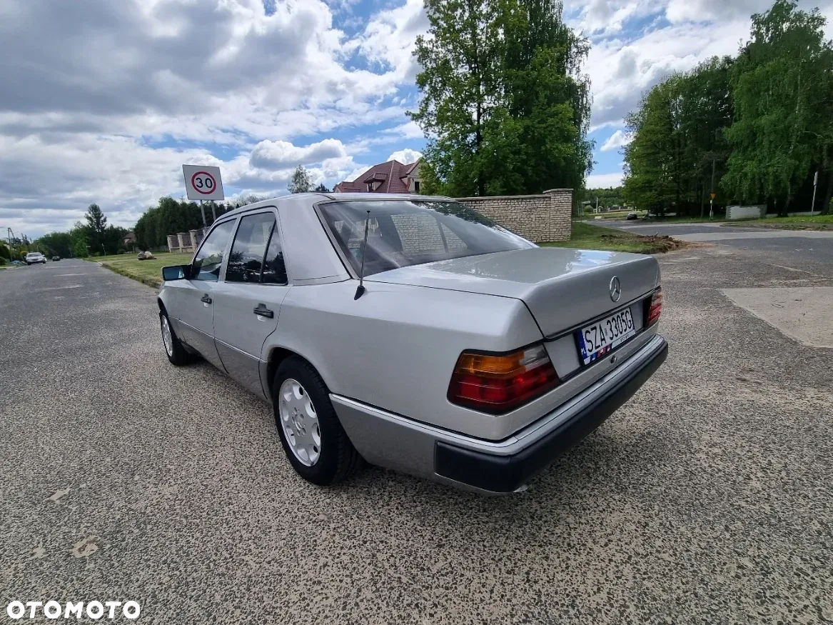 Mercedes-Benz W124 (1984-1993) - 10
