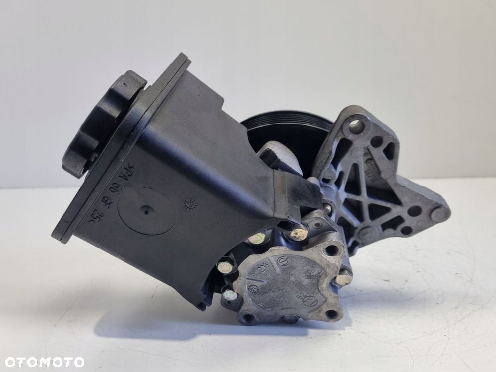 BMW E46 2.0 D POMPA WSPOMAGANIA oryginał - 2