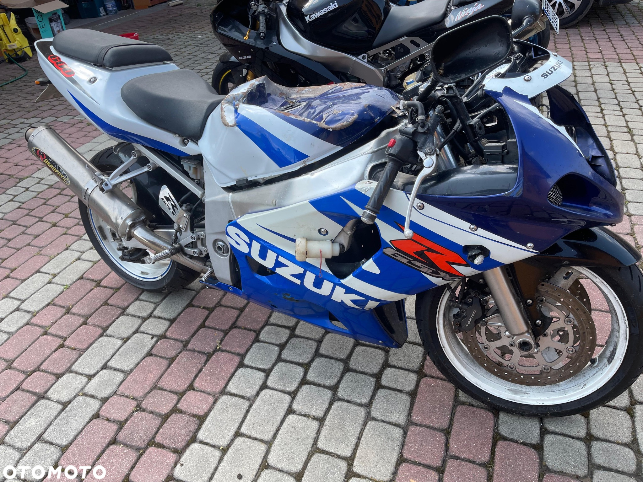 Suzuki GW 250 - 4