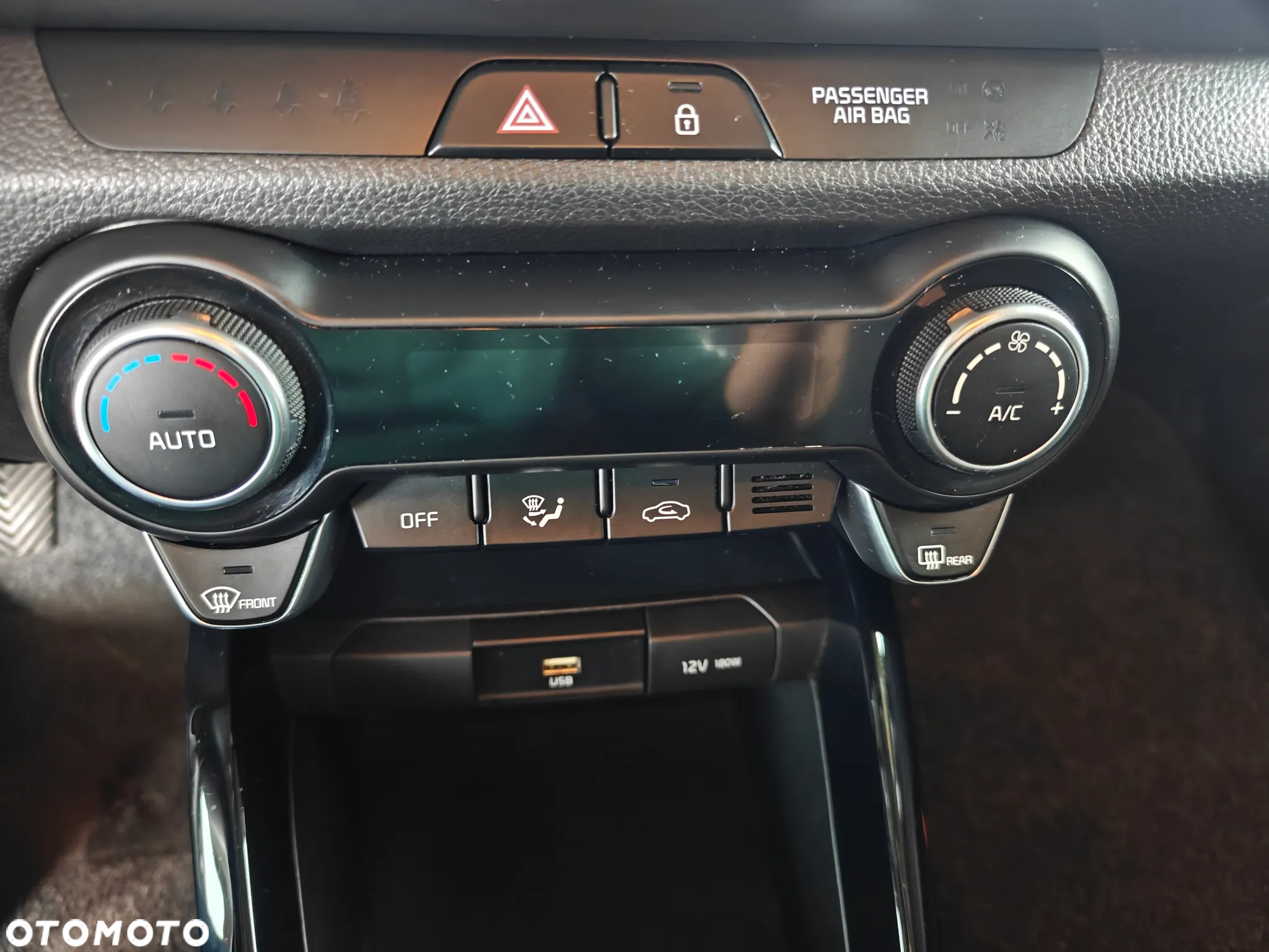 Kia Stonic 1.0 T-GDI L Business Line - 14