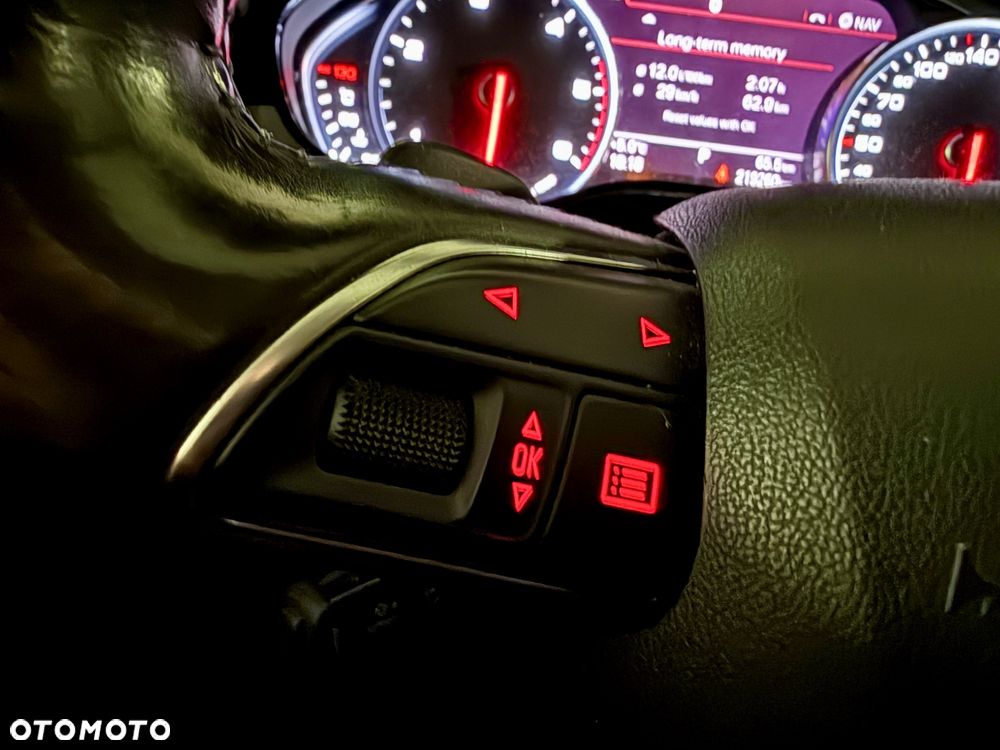 Audi A8 4.2 TDI DPF quattro tiptronic - 25