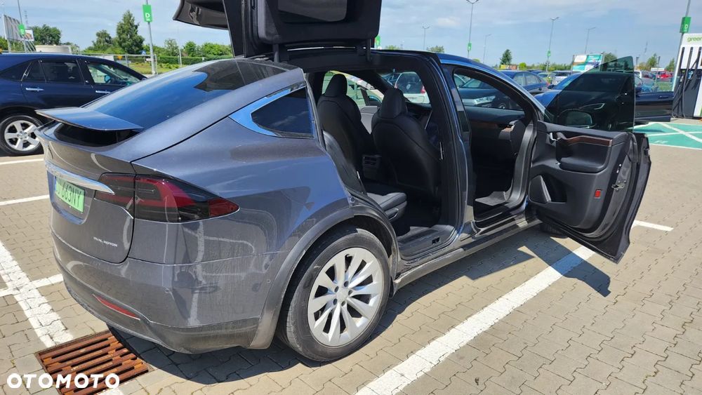 Tesla Model X Long Range Plus - 4