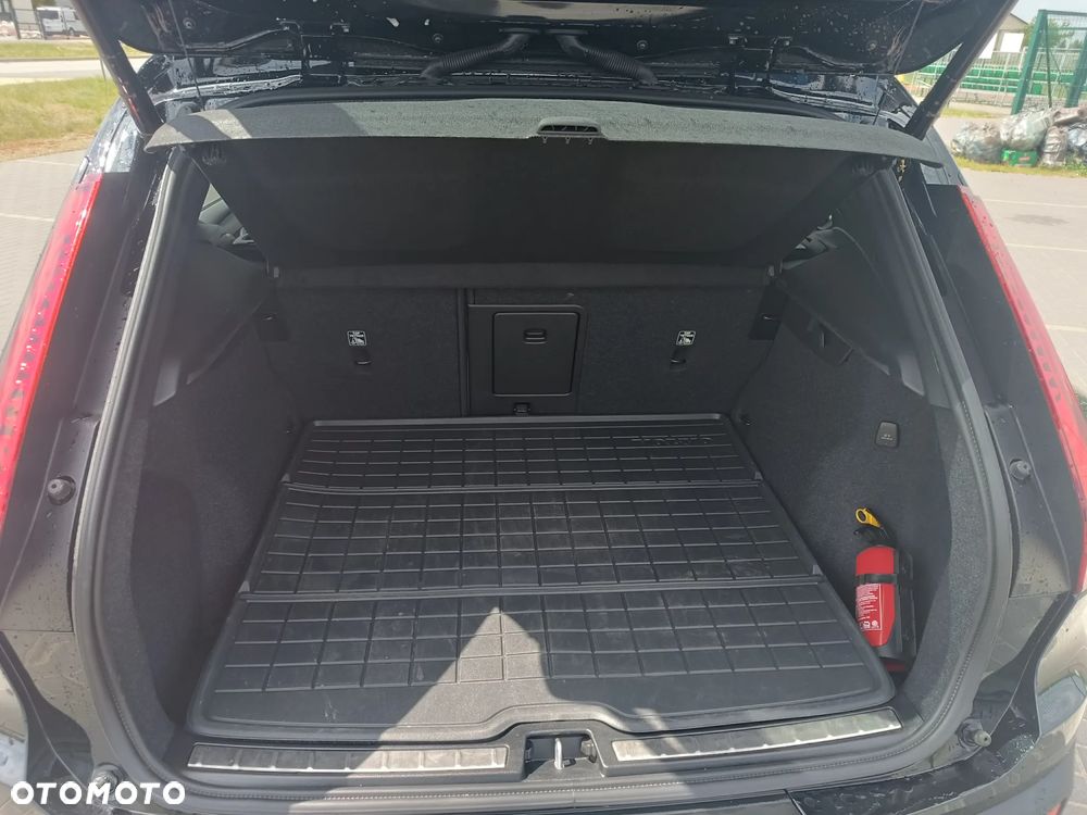 Volvo XC 40 - 11