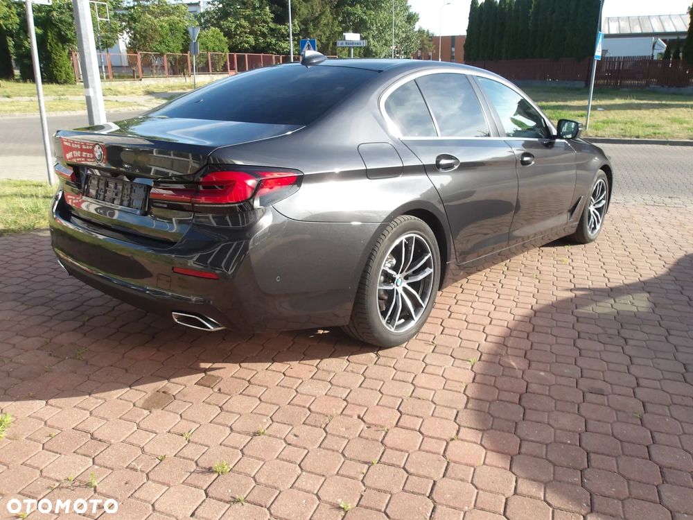 BMW Seria 5 520d Luxury Line - 7