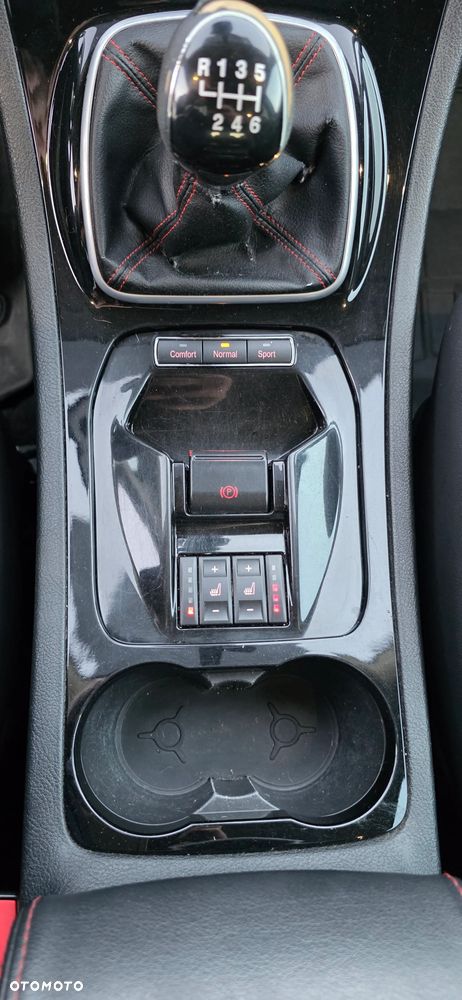 Ford S-Max 2.0 TDCi DPF Titanium - 17