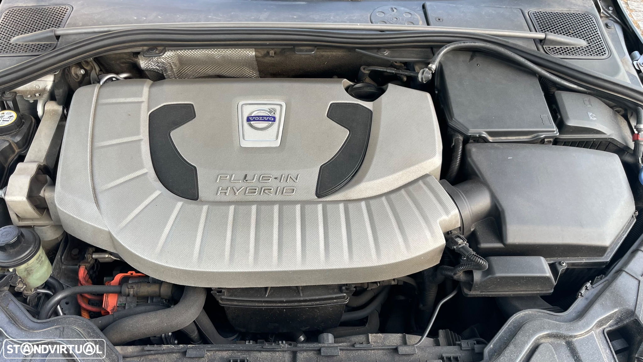 Volvo V60 2.4 D6 Summum AWD Phev - 19