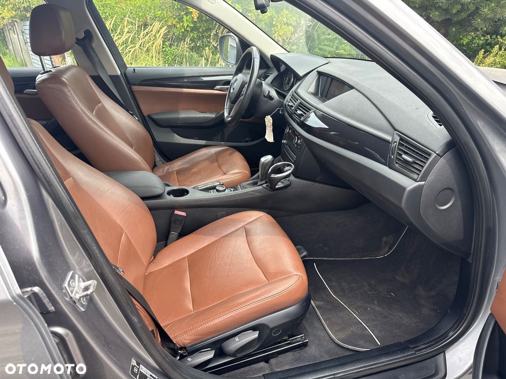 BMW X1 xDrive18d Sport Line - 7